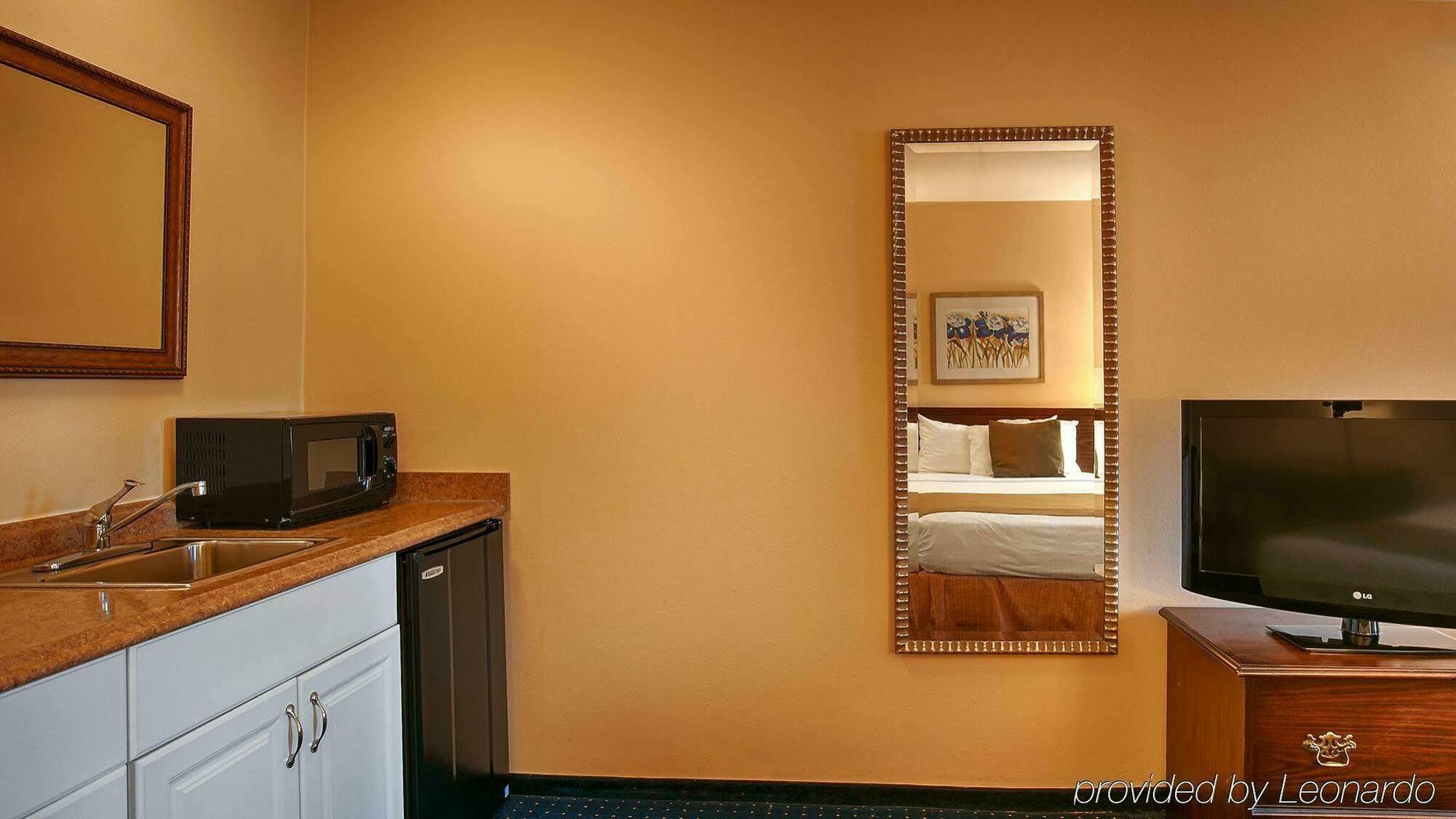 เบสท์ เวสเทิร์น แอนนาโปลิส Hotel แอนแนโพลิส ภายนอก รูปภาพ